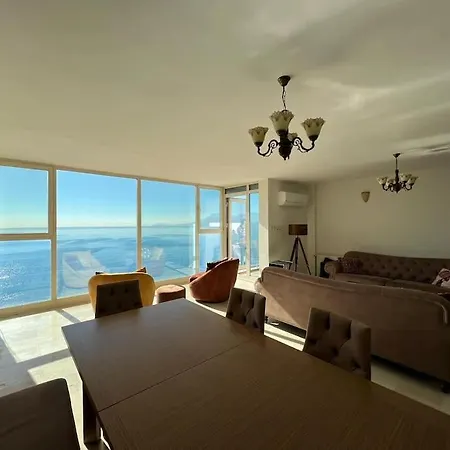 Blue Pearl Apartman *